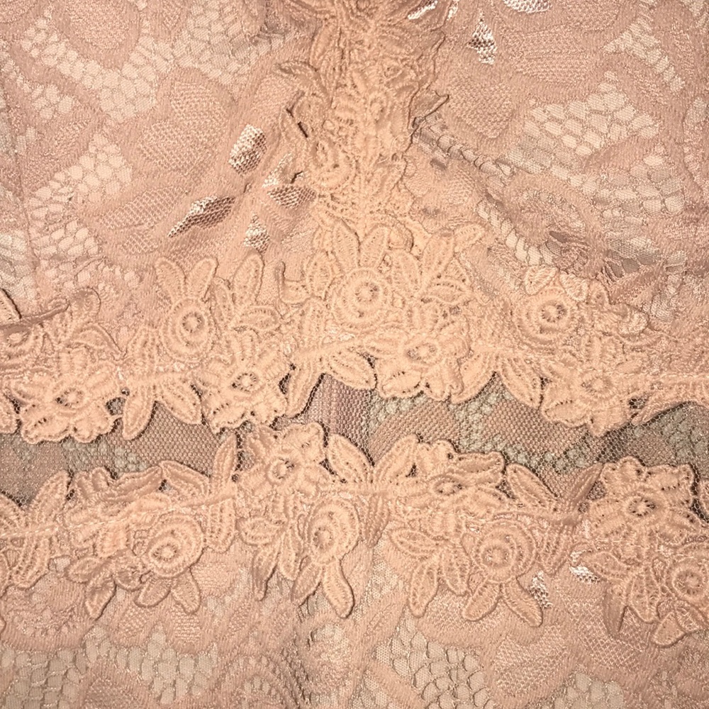 Dress - Picture 4 of 4
